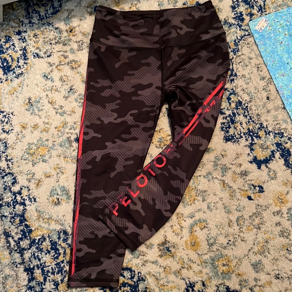 Peloton size medium leggings by Kali, like new